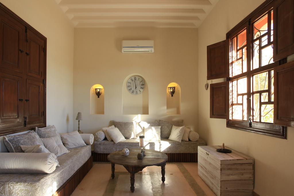 Riad Couleur Sable Sidi Abdallah Ghiat Exterior foto