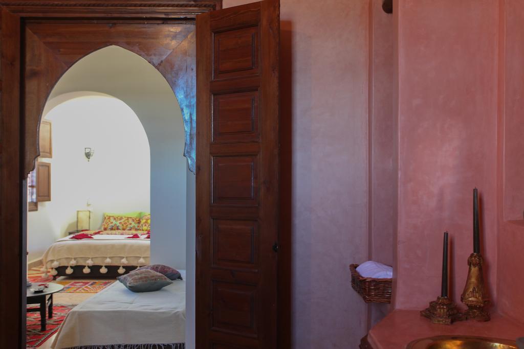 Riad Couleur Sable Sidi Abdallah Ghiat Habitación foto